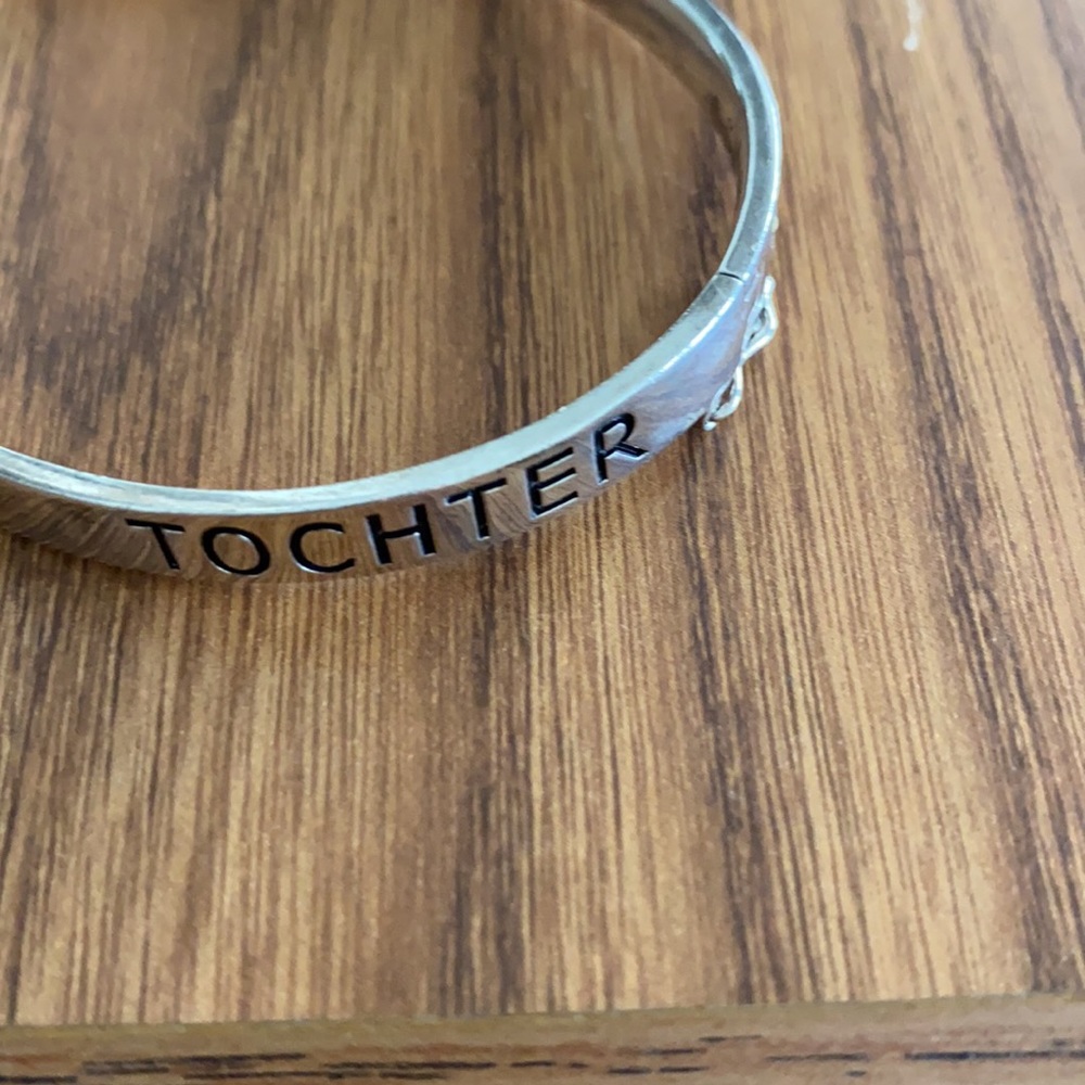 Carolee Sentiment Bangle - Picture 4 of 7